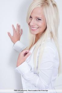 Nicol P in Femjoy set Premiere