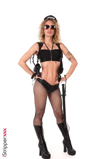 Mellany Glow in Istripper set S.W.A.T. This