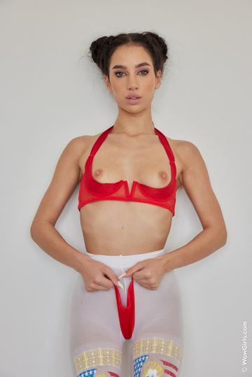 Kama Oxi in Wow Girls set My Moment