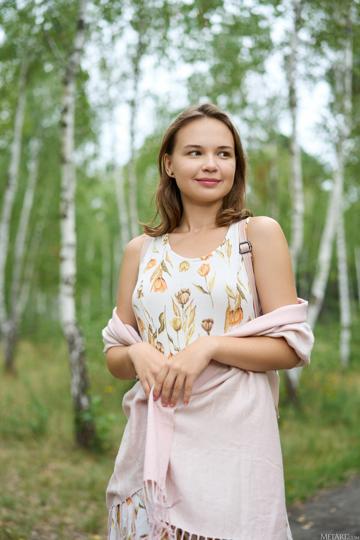 Yenn Cat in Metart set Birch Wood