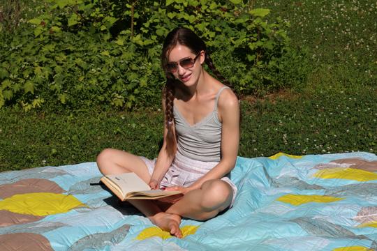 Nadia Noja in Als Scan set Braided